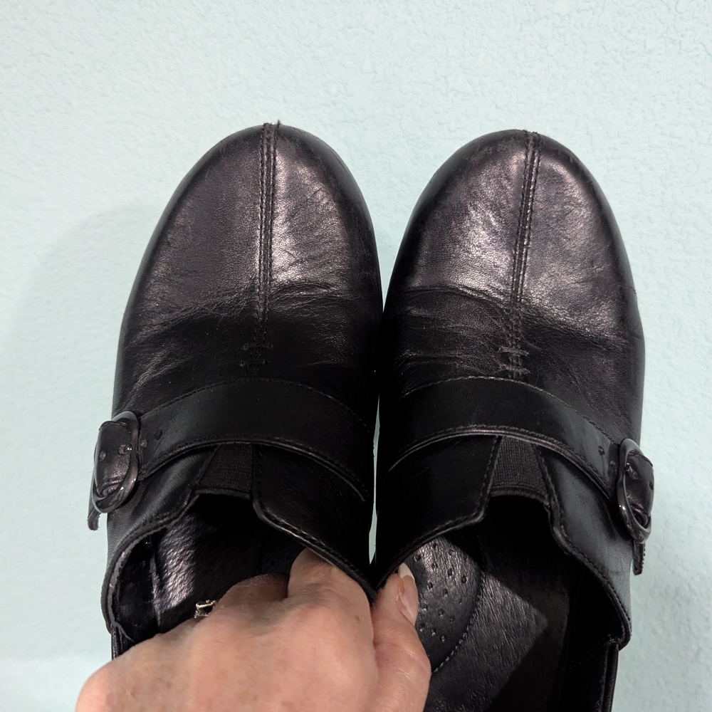 Dansko Black Leather Clogs with Buckle - Picture 4 of 9